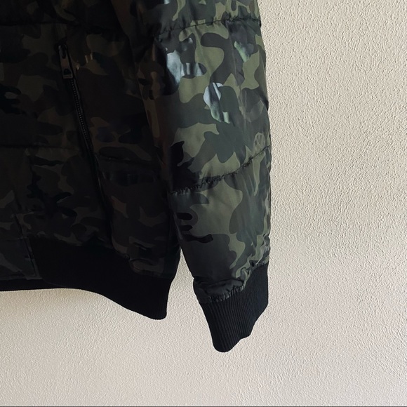 Guess Camo Print Hooded Puffer Jacket - Picture 12 of 12
